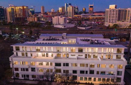 GULCH Condo with Pool Gym Private Patio & Garage - Foto 33