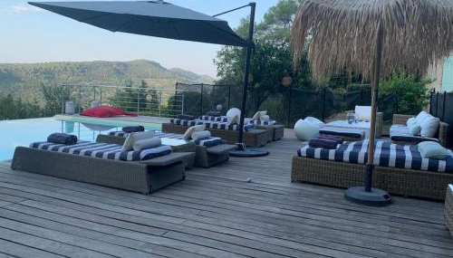 Villa Jean-Pierre. Infinity pool and view in Tourrettes-sur-Loup - Foto 4