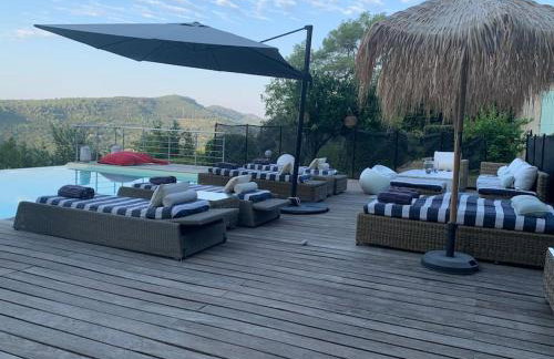Villa Jean-Pierre. Infinity pool and view in Tourrettes-sur-Loup - Foto 4