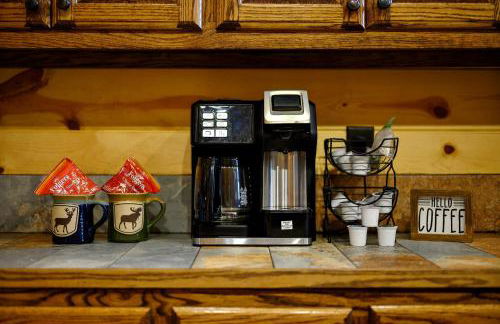 Whitetail Retreat Cabin for 13 - Foto 11