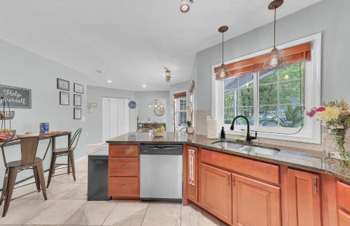 Hot Tub Game Room Firepit Arrowhead Family - Foto 33