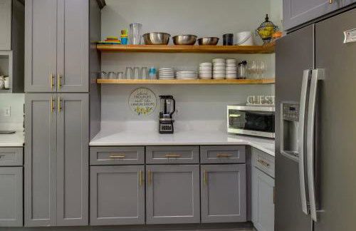 South Carolina Retreat with Fireplace and Lake Access! - Foto 10