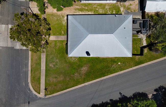 Modern Decor Walkable to Soco - Foto 25