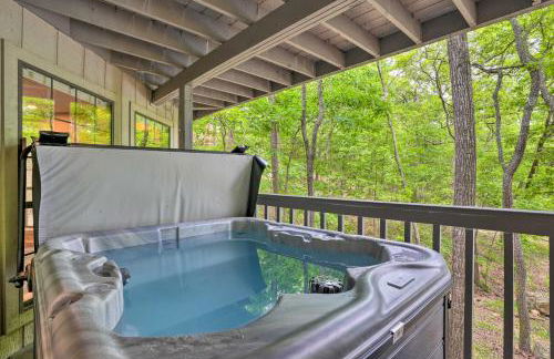 Beaver Lake Retreat with Deck and Private Hot Tub - Foto 29