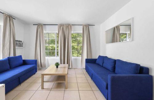 1BR Apt Sleeps 4 Beach Vibes - Foto 8