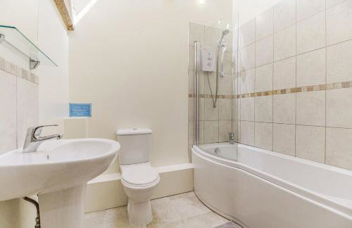 The Rumblings 3 - Photo 16