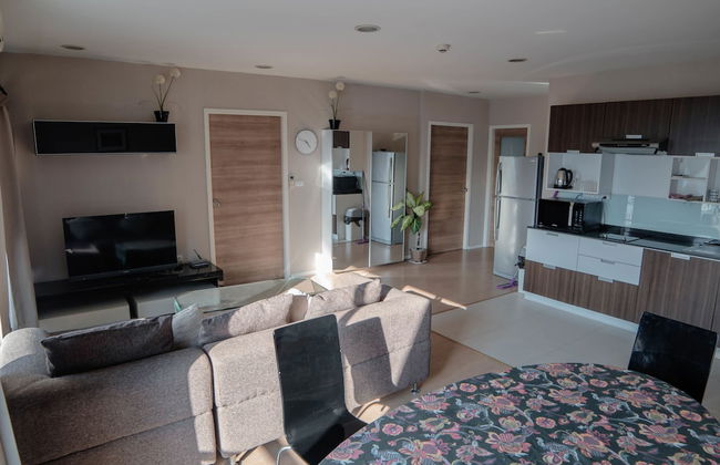 Nice View Over the Heart of Bangkok - Photo 1