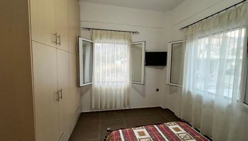 Lemon Tree House - Photo 2, wardrobe