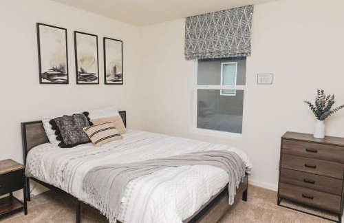 Modern 5 bed near hospitals and UC Merced - Foto 18