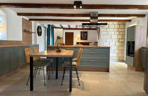 Villa Chantebise, calme et élégance avec piscine privée - Foto 16