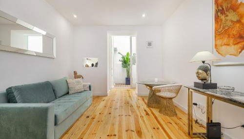 WHome Chic 1-bed w/ Patio perfect to explore Lisbon - Foto 2