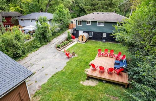 Serene Suburban Oasis 2 Saunas, Office, Parking - Foto 12