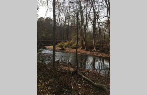 Serenity Views Comfort - Close to City & Parkway! - Foto 4