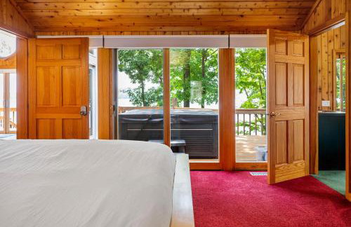 Lake house w/ indr pool and jacuzzi - Foto 16