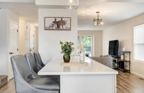 Modern 6BR Home in Briargate - Foto 14