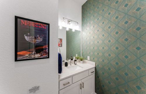 Luxury Oasis - Glam Decor, Putting Green, Arcade Fun & EV Station - Foto 64