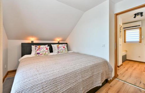 2 Bedroom Cozy Home In Kobasicari - Foto 34