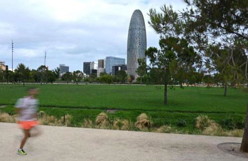 Apartamento renovado con patio - Foto 26