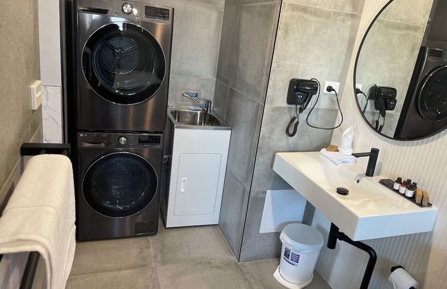 Honeysuckle Executive Apartments - Photo 18