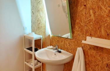 Soho Boho Apartments - with sunny rooftop terrace and fiber optic internet - Photo 41