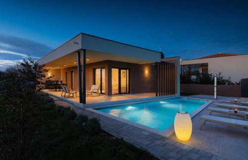 Vila Kumpanija with Pool by Vacay Villas - Photo 42