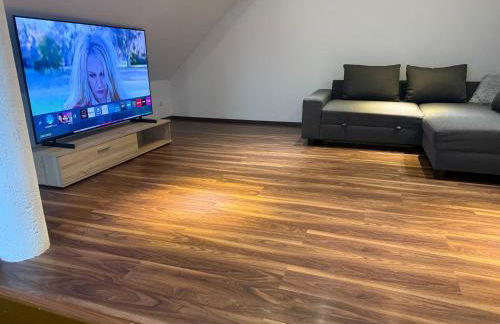 KRAICHGAU # 3-ZKB mit 100qm voll ausgestattet im DG, Monteurzimmer, Self-Check-in - Foto 10