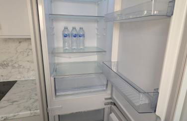 Fantastic 3-Bedroom House in Crawley - 10 mins from Gatwick - Foto 20