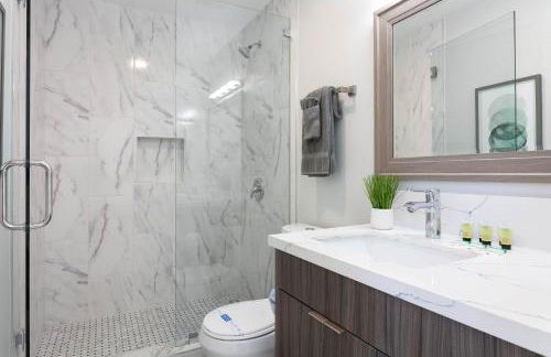 Gaslamp Loft Escape Sleeps 7 in Style - Foto 22