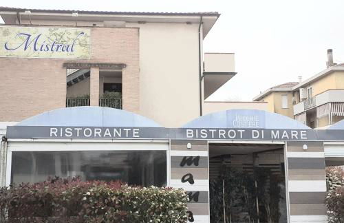 Mistral Apartments - Photo 46