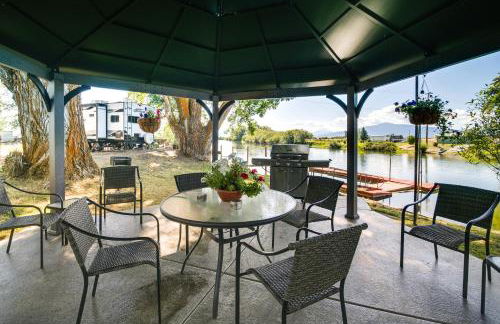 Riverfront Resort Cabin about 21 Mi to Crater Lake NP! - Foto 21