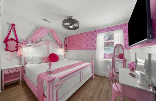 Pink Prerogative Beach Bungalow with Private Pool - Photo 30