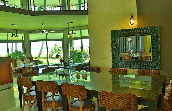 BLUSALZ MANOR Waters Edge Kochi - Foto 12