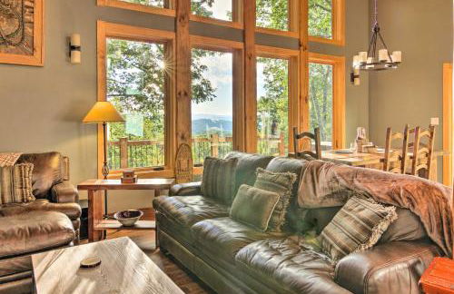 Couples Treehouse Retreat with Hot Tub and Views - Foto 6