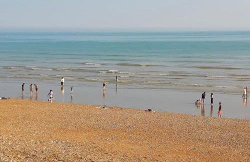 CENTRAL HOVE Large 2 bedroom Private residence with PARKING & BEACH HUT - Foto 26