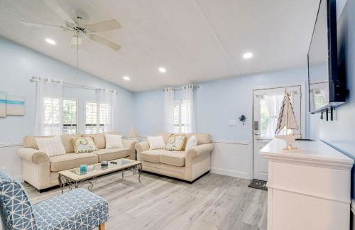 Golf and Pool Access Home with Yard in Lady Lake - Foto 4