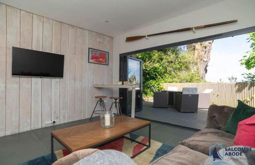 The Hideout-Boutique Cabin, Estuary View & Parking - Foto 5