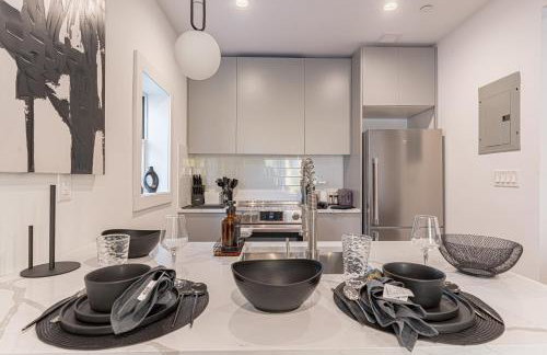 Modern City Hideaway with 1BR & Balcony - Foto 9