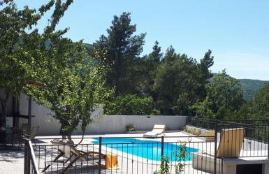 JOVI-relaxing, fenced, private, heated pool & view - Photo 24