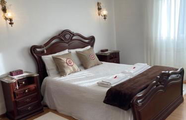 Quinta do Carvalheiro - Photo 23