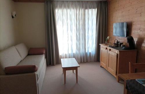 Résidence Les Alpages 4 étoiles - Appartement 4 personnes - Piscine, Hammam, Sauna, Jacuzzi - ValCenis 73480 - Foto 12