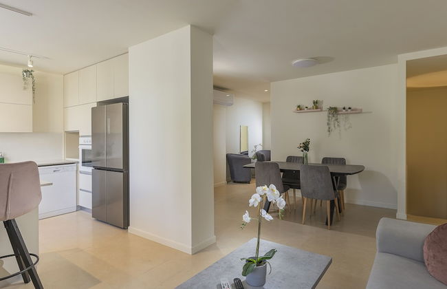 The Pearl of Nachlaot Apartments - Photo 40