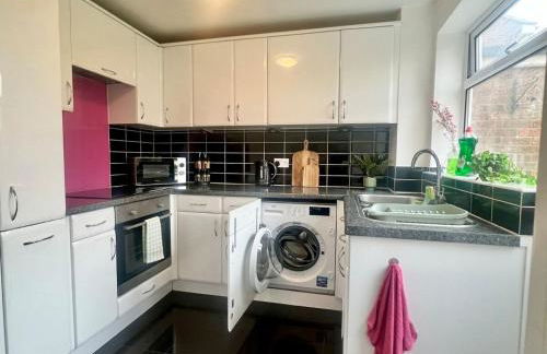 Families, Contractors - 3 Bedrooms - Garden - Fully equipped house - Foto 32