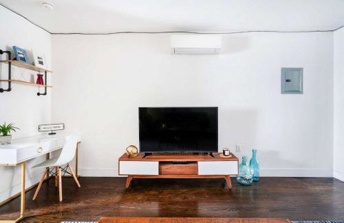 39-3 Newly renovated 3 BR Prime midtown sleeps 6 - Foto 7