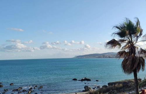 Frontline Beach Apartment, La Perla de la Bahia, Bahia de Casares - Estepona - Photo 46