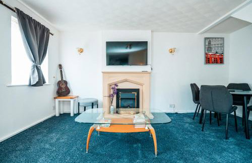 Family & Group Stay in Manchester - Free Parking - Foto 27