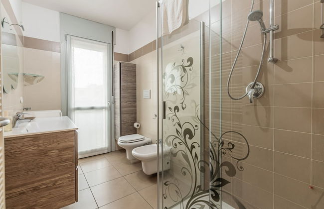 Modern and Peaceful Apartment With Balcony - Foto 27