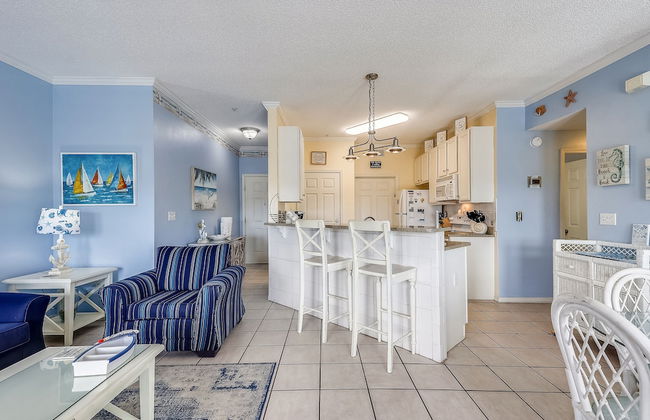 SPC 4133 Beautiful Tennis Court 2 bedroom with free beach set up for 2 by RedAwning - Foto 7