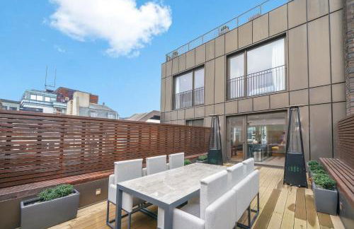 Mayfair Residences - Photo 2