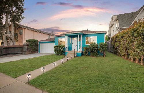 10 Min to the Beach Colorful Home Huge Yard - Foto 28