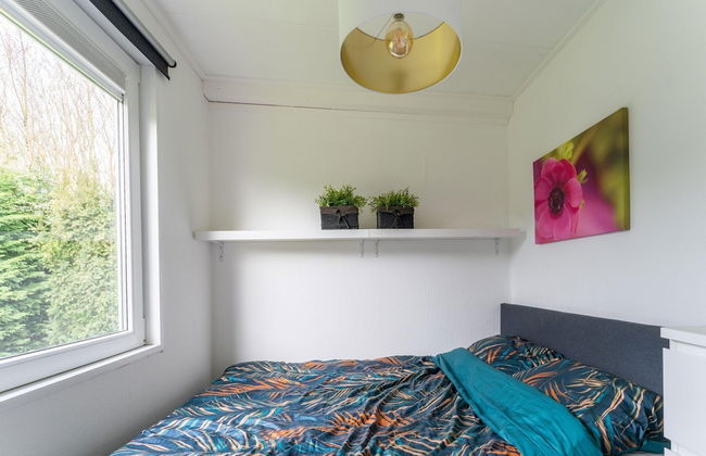 Holiday Home in Zeeland Near Lake - Foto 6